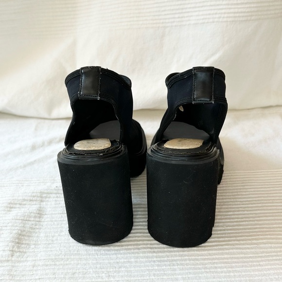 Retro 90s Me Too Topper Chunky Heel Shoes - Picture 4 of 14